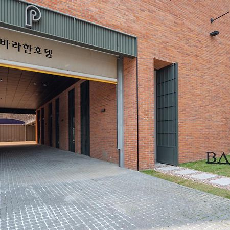 Hotel Barahan Чонджу Екстер'єр фото