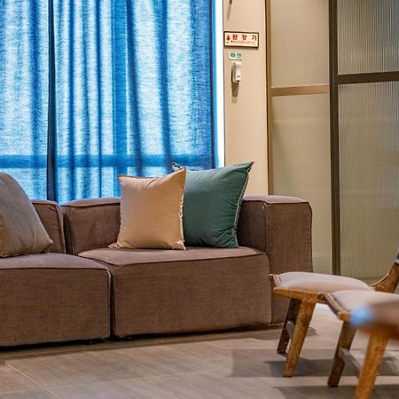 Hotel Barahan Чонджу Екстер'єр фото